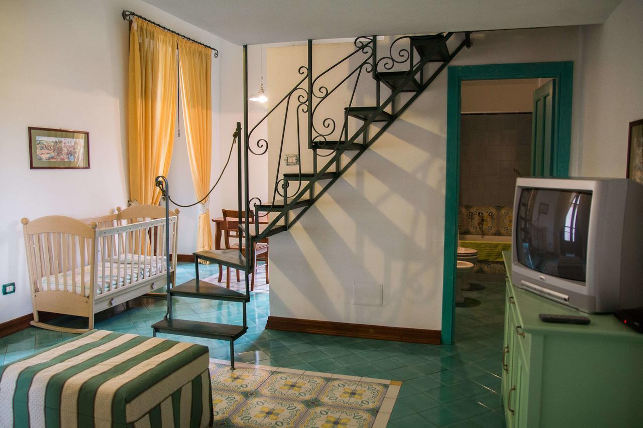 Hotel Del Sole Al Plebiscito Sapri Exteriér fotografie